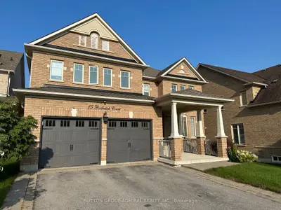 Detached in Richmond Hill