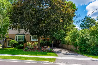Semi-Detached in Newmarket