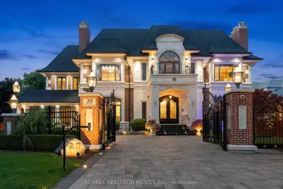 20 Bryson Drive, Richmond Hill, On L4c 6e3