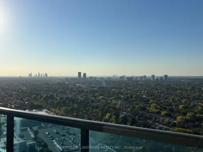 Condo Apartment in Markham