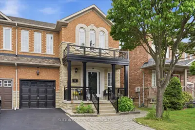 Semi-Detached in Vaughan