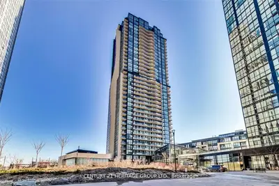 Condo Apartment in Vaughan