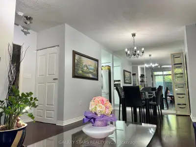 2200 John Street 106, Markham, On L3t 7s7