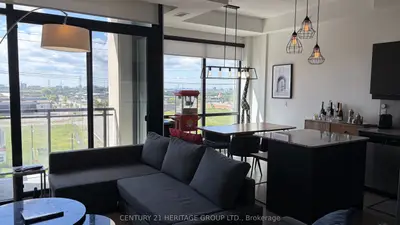Condo Apartment in Vaughan
