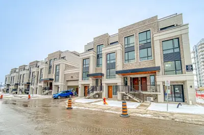 Condo Townhouse in Richmond Hill