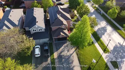 470 Doubletree Lane, Newmarket, On L3x 2e9