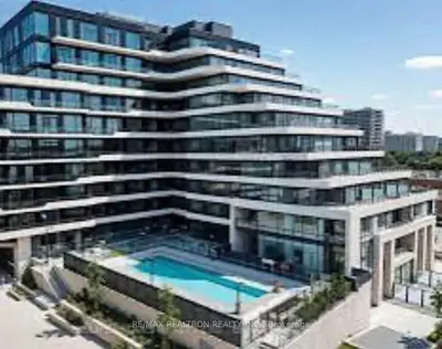 Condo Apartment in Vaughan