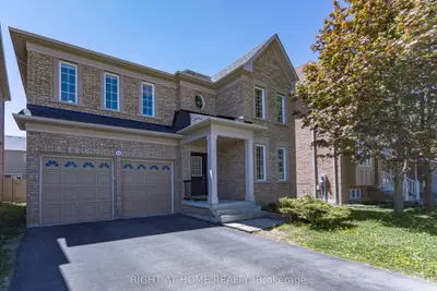 Detached in Richmond Hill
