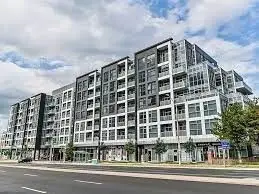 Condo Apartment in Richmond Hill