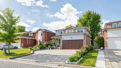 81 Marion Crescent, Markham, On L3p 6e9
