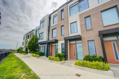 1050 Portage Parkway Th33, Vaughan, On L4k 0k3
