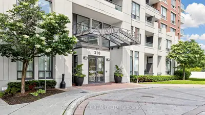 310 Red Maple Road 318, Richmond Hill, On L4c 0t7