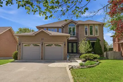 Detached in Uxbridge