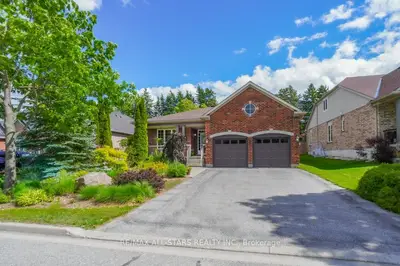 Detached in Uxbridge