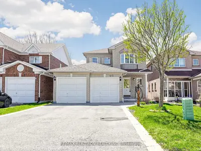 Detached in Newmarket