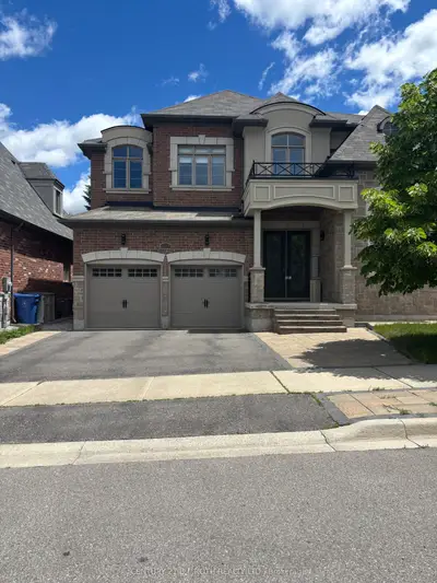 697 Mcgregor Farm Trail, Newmarket, On L3x 0h3