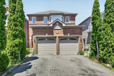 Detached in Markham
