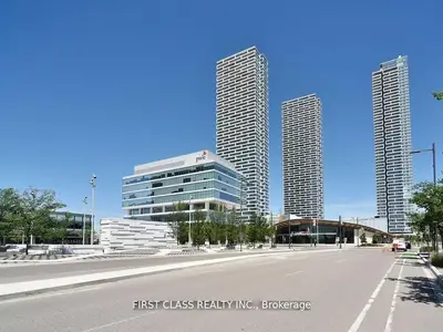 Condo Apartment in Vaughan