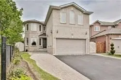 Detached in Richmond Hill