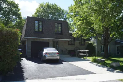 Detached in New Tecumseth