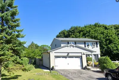 Detached in Newmarket