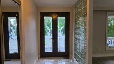 20 May Avenue, Richmond Hill, On L4c 3s6