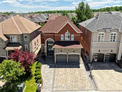 Detached in Vaughan