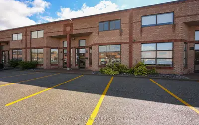 160 Applewood Crescent 29, Vaughan, On L4k 4h2