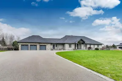 67 Grayfield Drive, Whitchurch-stouffville, On L4a 0b1