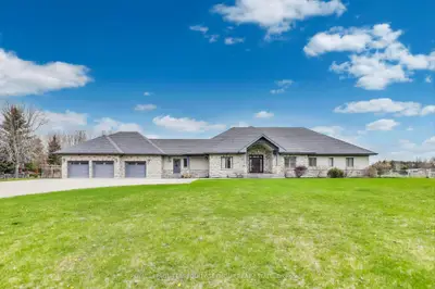67 Grayfield Drive, Whitchurch-stouffville, On L4a 0b1