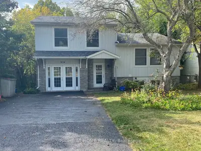 Detached in Newmarket