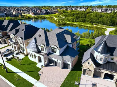 52 Rolling Green Court, Vaughan, On L4h 4k7