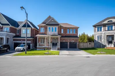 Detached in East Gwillimbury