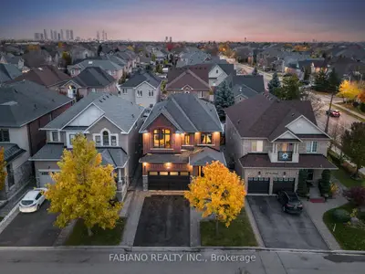 Detached in Vaughan