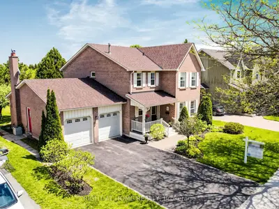 Detached in Uxbridge