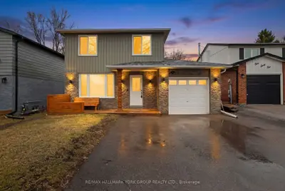 Detached in Newmarket