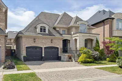 Detached in Vaughan