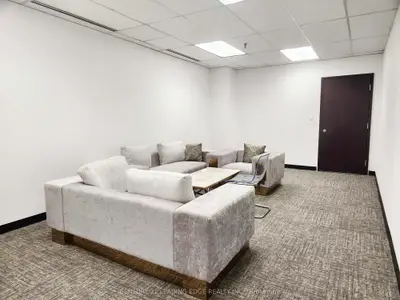 37 Sandiford Drive 416, Whitchurch-stouffville, On L4a 3z2