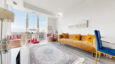 Condo Apartment in Vaughan