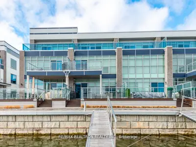 Att/Row/Townhouse in Innisfil