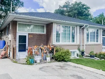 Semi-Detached in Newmarket