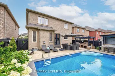265 Chatfield Drive N, Vaughan, On L4h 3r8