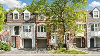82 Confederation Way, Markham, On L3t 5r5