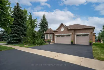 682 Vaughan Mills Road, Vaughan, On L4h 1h6