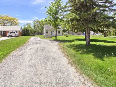 9 Riverglen Drive, Georgina, On L4p 2p9