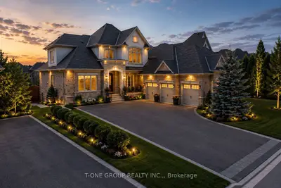 97 Chuck Ormsby Crescent, King, On L7b 0a7