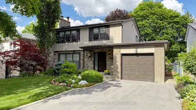 47 Henderson Avenue, Markham, On L3t 2k6