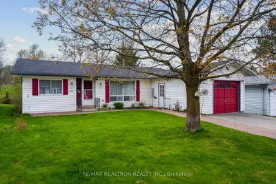 36 Tecumseth Pines Drive, New Tecumseth, On L0g 1w0