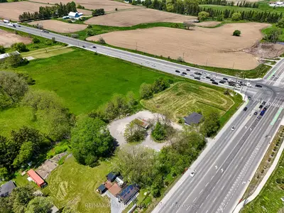 17440 Bathurst Street, King, On L3y 4v9