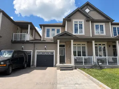 Att/Row/Townhouse in Georgina